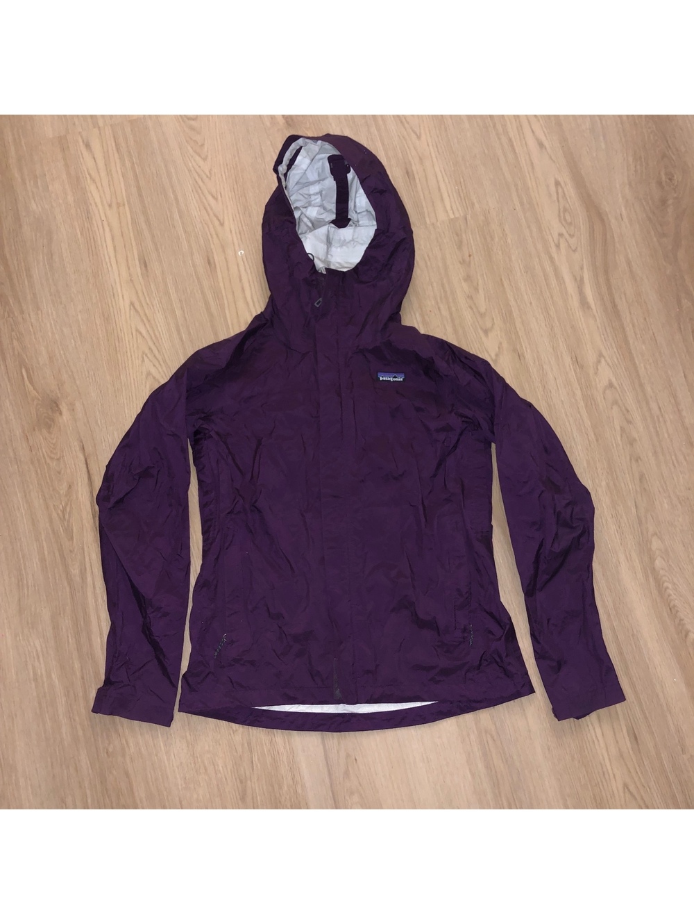 PATAGONIA TORRENTSHELL 3L PURPLE AÇAÍ BERRY RAIN JACKET WOMENS SIZE SMALL